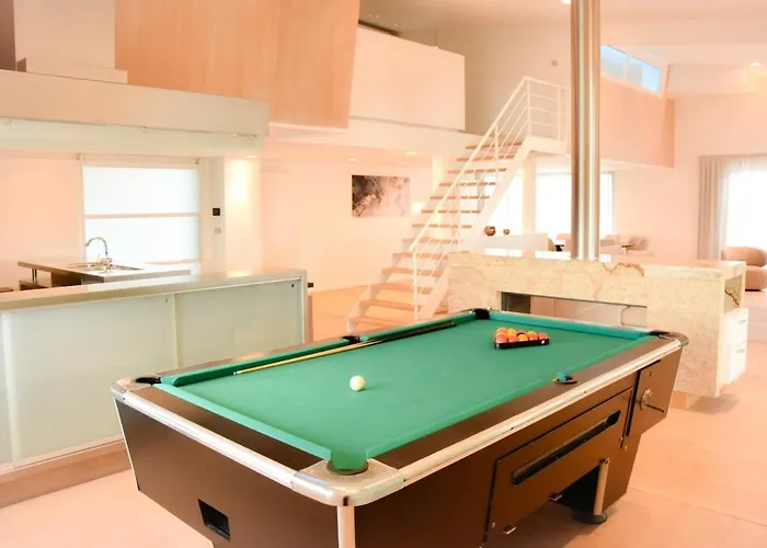 Semesterbostad Luxueuze Loft Nabij Centrum *